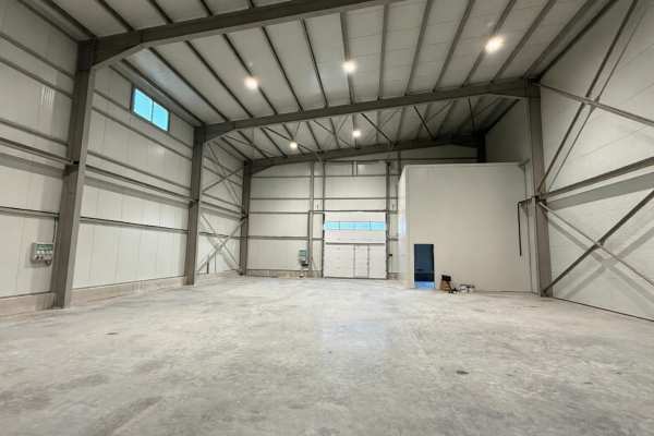 Дава под наем склад, гр. пловдив, индустриална зона - север