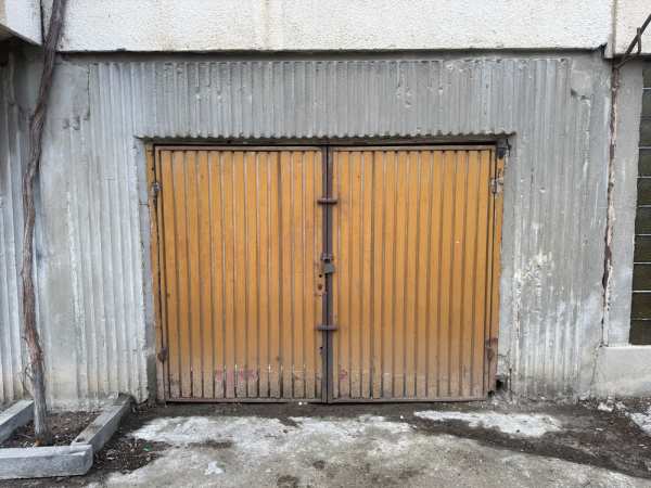 Продава гараж, паркомясто, гр. плевен, дружба 4