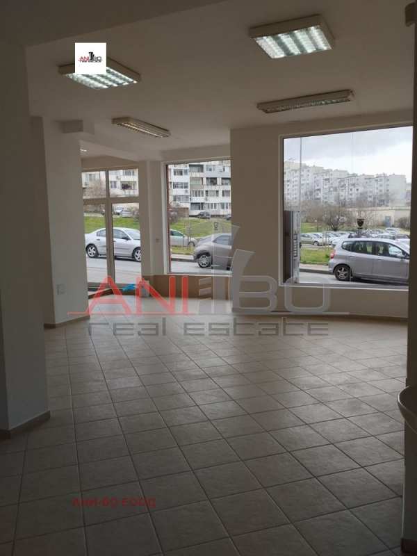 Дава под наем офис, гр. варна, владислав варненчик 2