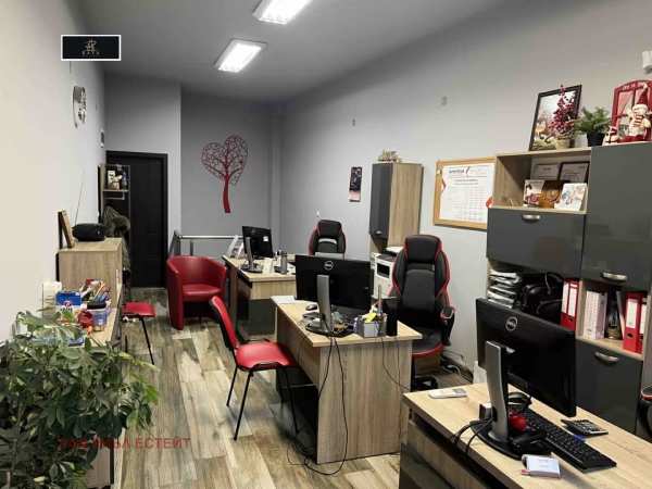Продава офис, гр. пловдив, младежки хълм