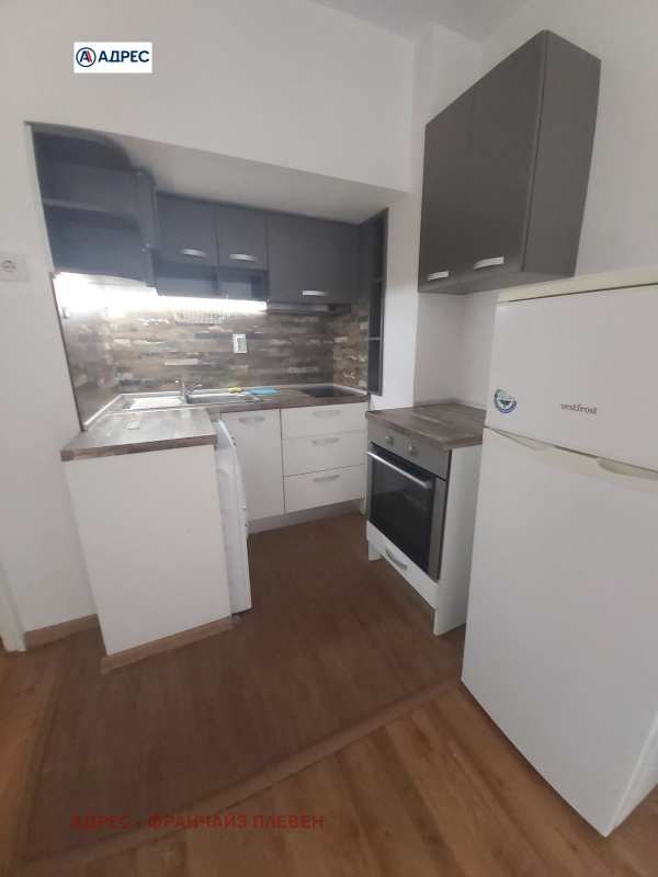 Дава под наем 1-стаен, гр. плевен, идеален център