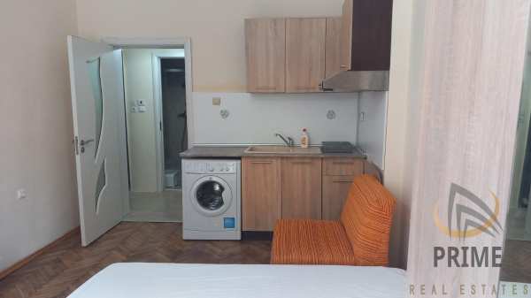 Дава под наем 1-стаен, гр. бургас, център