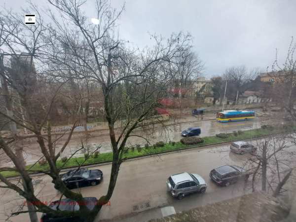 Дава под наем 1-стаен, гр. плевен, широк център