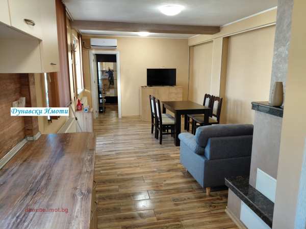 Дава под наем 2-стаен, гр. русе, център