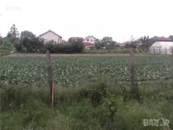Продавам парцел в село маноле