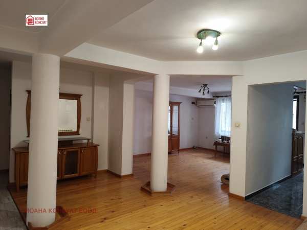Продава многостаен, гр. плевен, широк център