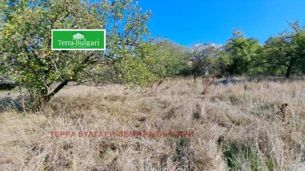 Продава  парцел с. Витановци, област Перник
      590 кв.м