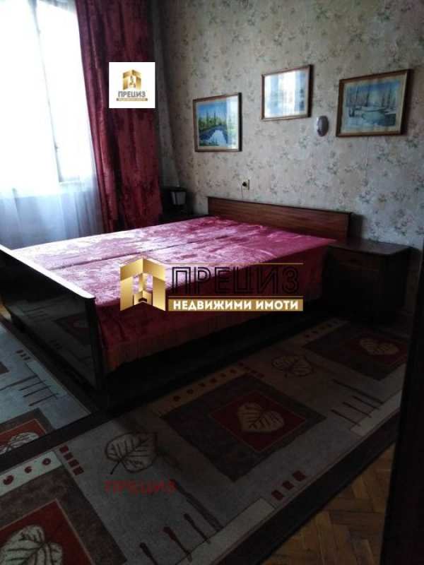 Продава 4-стаен, гр. шумен, 5-ти полк