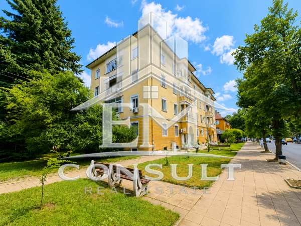 Продава 2-стаен, гр. кърджали, център