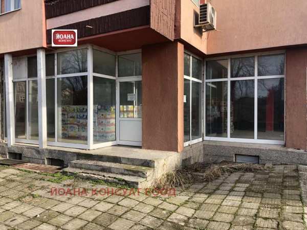 Продава  магазин гр. Долни Дъбник, област Плевен
      150 кв.м