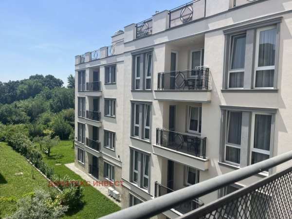 Продава 3-стаен, гр. хисаря, област пловдив