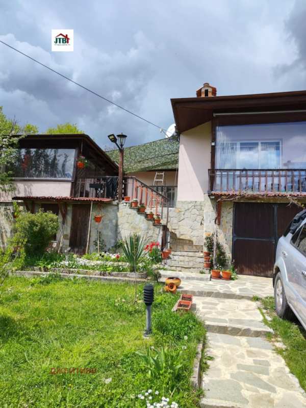 Продава къща, с. горна малина, област софия област