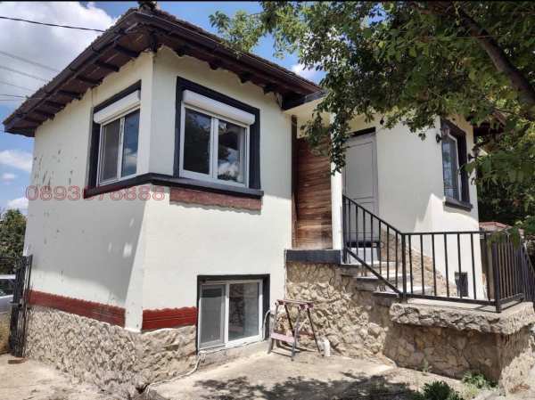 Продава къща, с. брестак, област варна