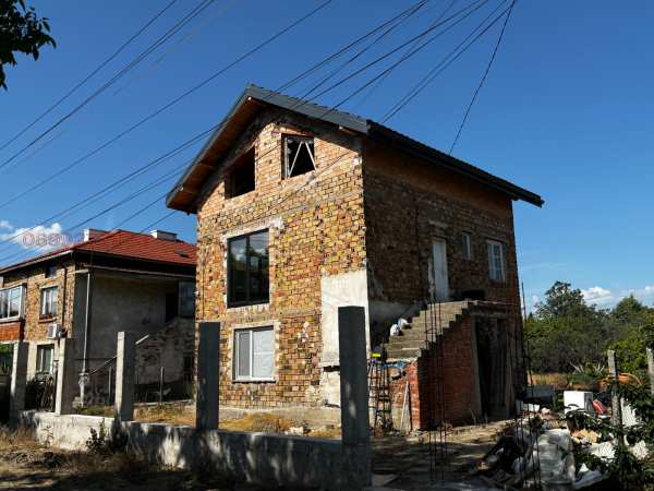 Продава къща, с. златитрап, област пловдив