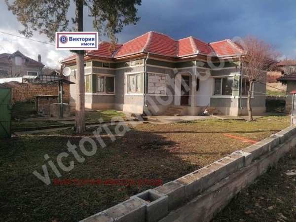 Продава къща, с. куцина, област велико търново