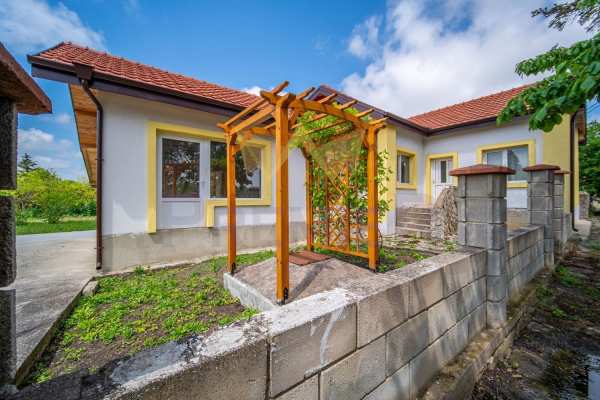 Продава къща, с. хаджи димитър, област добрич