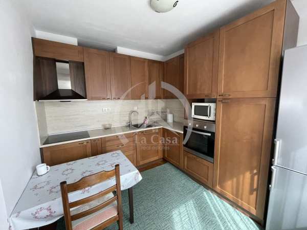 Продава къща, с. хераково, област софия област