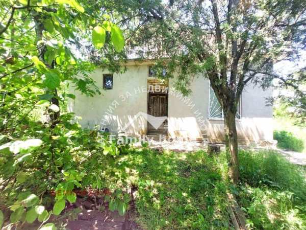 Продава вила, с. искър, област варна