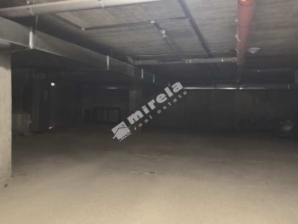 Продава гараж, паркомясто, гр. ямбол, център