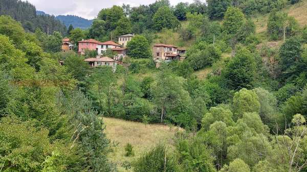 Продава парцел, с. полковник серафимово, област смолян