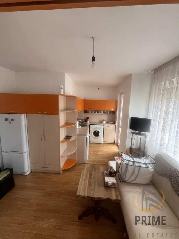 Продава 1-стаен, гр. бургас, сарафово