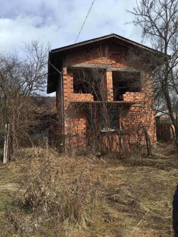 Продава къща, с. миланово, област софия област