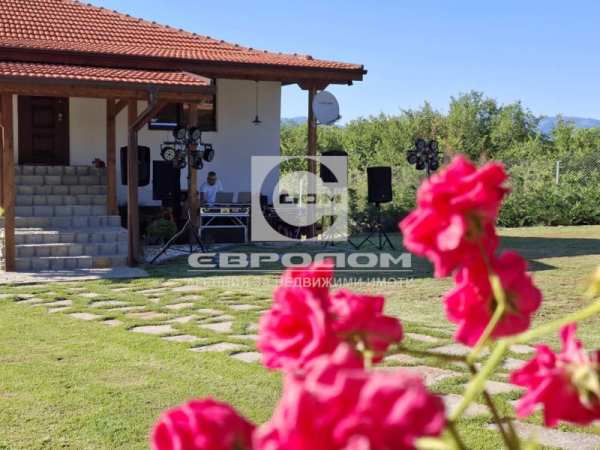 Продава къща, с. елхово (николаево), област стара загора