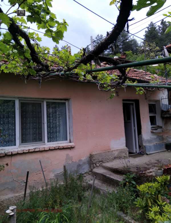 Продава къща, гр. дупница, област кюстендил