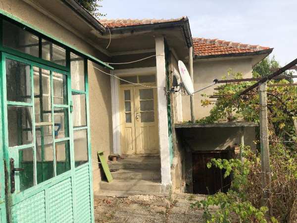 Продава къща, гр. каспичан, област шумен