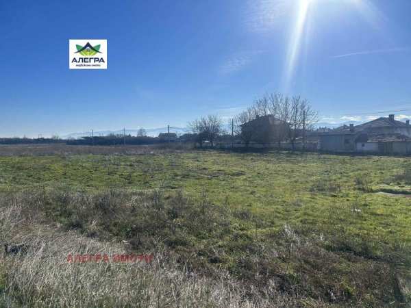Продава парцел, с. добровница, област пазарджик