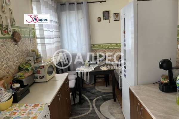 Продава 3-стаен, гр. хасково, училищни