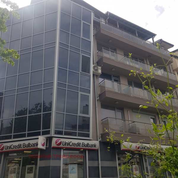 Продава 4-стаен, гр. дупница, област кюстендил