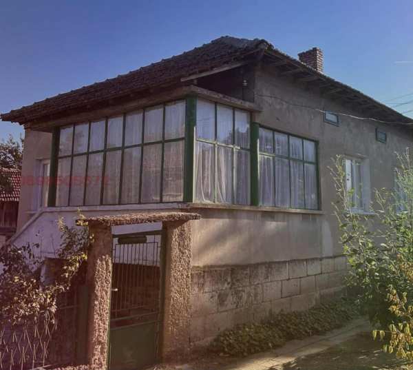 Продава къща, с. буковец, област видин