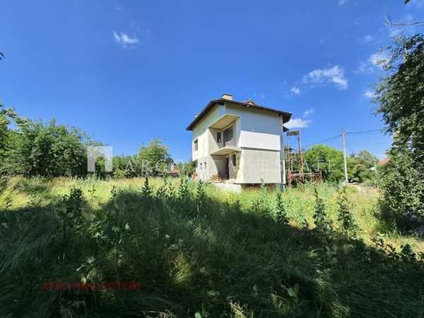 Продава къща, с. огняново, област софия област
