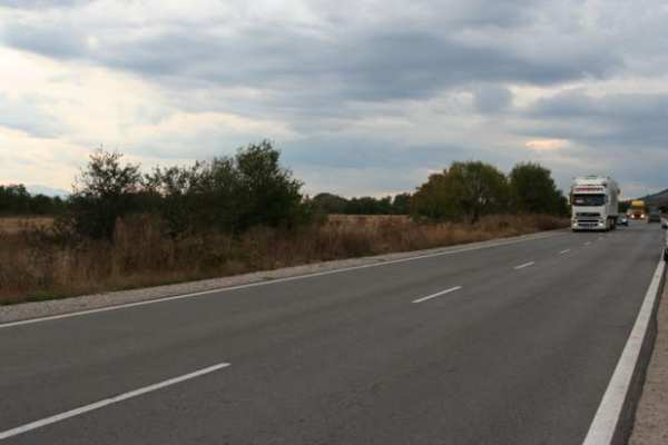 Продава парцел, гр. драгоман, област софия област