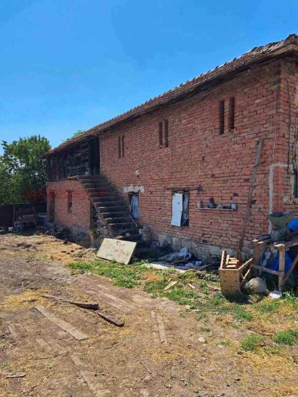 Продава къща, с. буковлък, област плевен