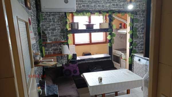 Продава  3-стаен гр. Радомир, област Перник
      94 кв.м