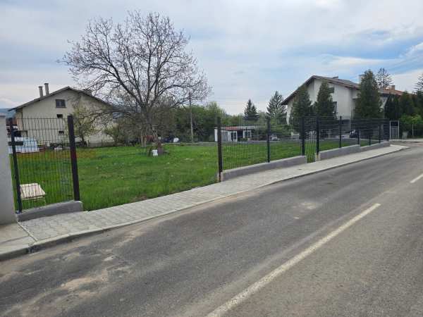 Продава парцел, гр. годеч, област софия област
