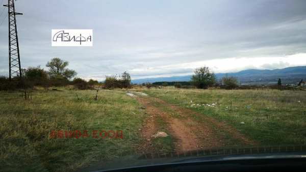 Продава парцел, с. нови хан, област софия област