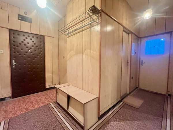 Продава 2-стаен, гр. кубрат, област разград