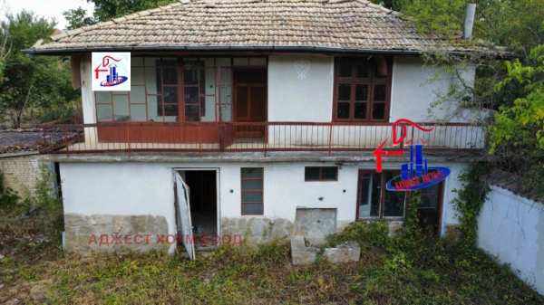 Продава  къща с. Овчарово, област Шумен
      74 кв.м
