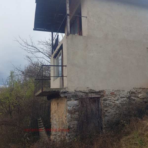Продава  къща гр. Бобошево, област Кюстендил
      55 кв.м