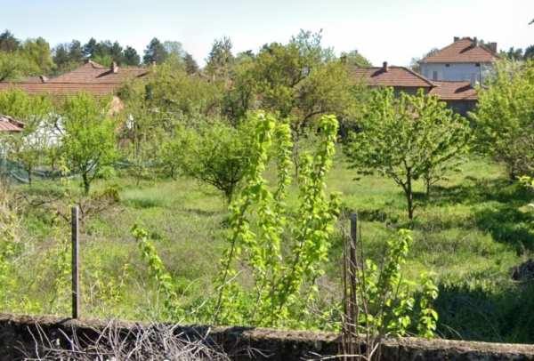 Продава парцел, с. бръшлен, област русе