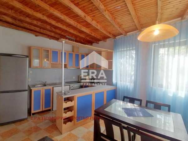 Продава къща, с. гълъбец, област бургас