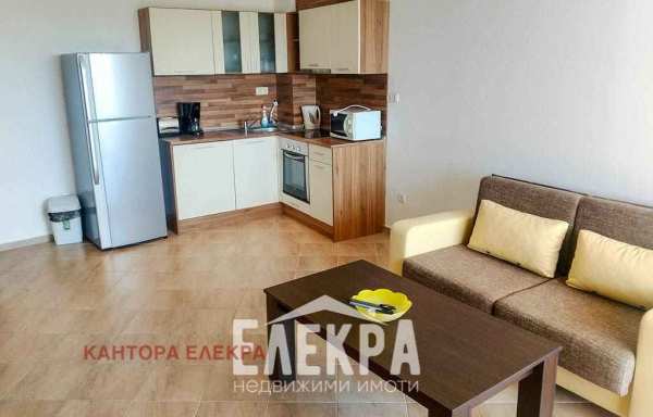 Продава 2-стаен, гр. бяла, област варна