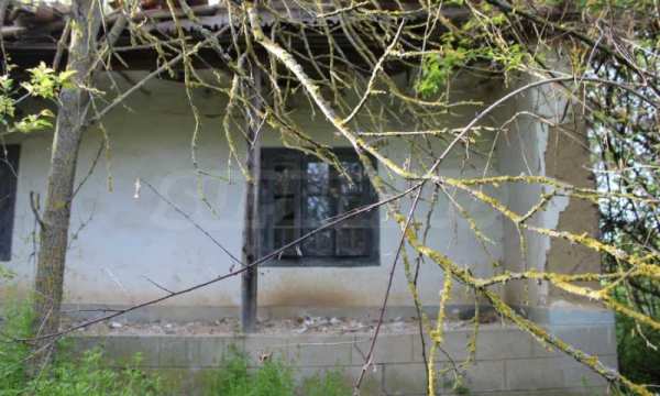 Продава къща, с. изворово, област добрич