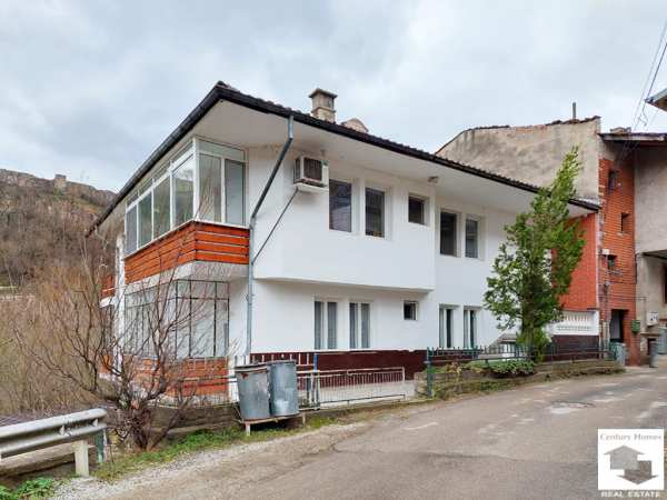 Продава 4-стаен, гр. велико търново, асенов