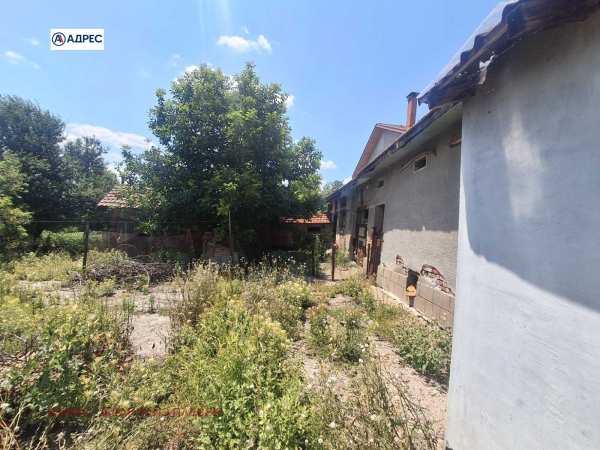 Продава парцел, гр. долна митрополия, област плевен