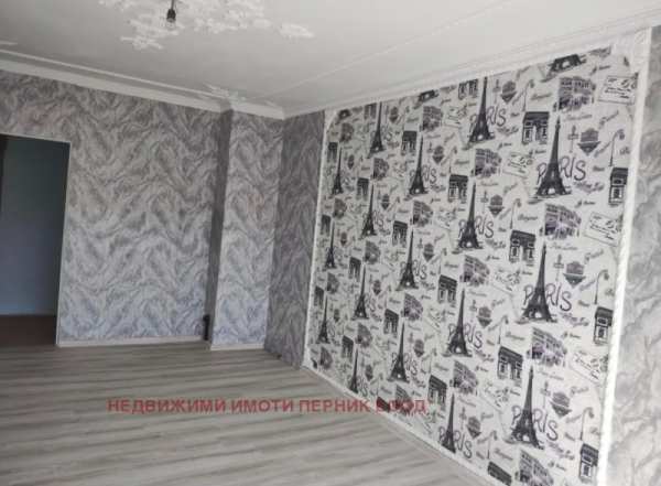 Продава  3-стаен гр. Радомир, област Перник
      98 кв.м