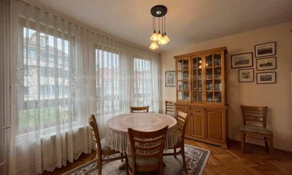 Продава 3-стаен, гр. бургас, лазур